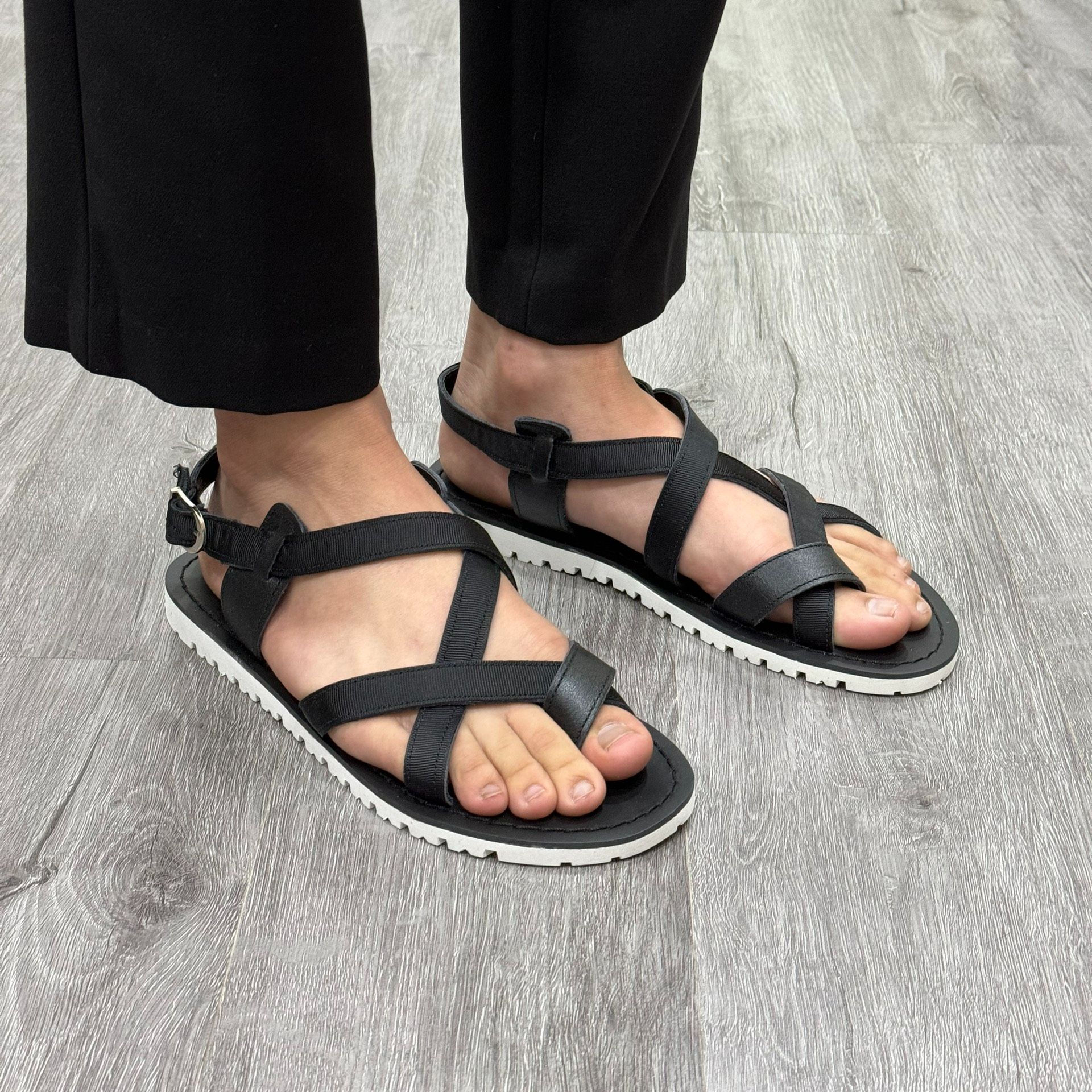 Dép sandal nam da bò phối dù, dép quai hậu nam da bò màu đen đế trắng