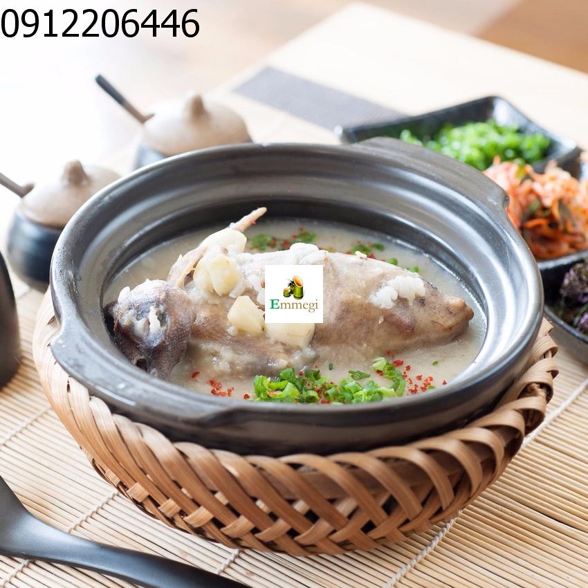 Rế cơm niêu làm từ tre cật, đường kính ngoài 16 cm ( đường kính trong lòng vừa với nồi 14 cm - 14,5 cm) Một Bộ gồm 10 chiếc làm lót tay, Lót nồi  rất  đẹp và tiện lợi