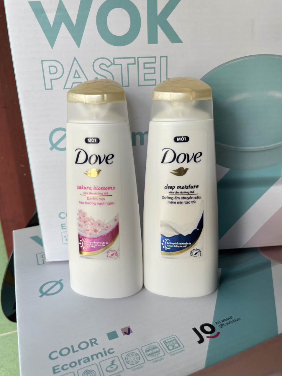 Sữa tắm dove chai 70g dùng thử _ sữa tắm dove dưỡng thể giúp da mềm mịn _ date 2025