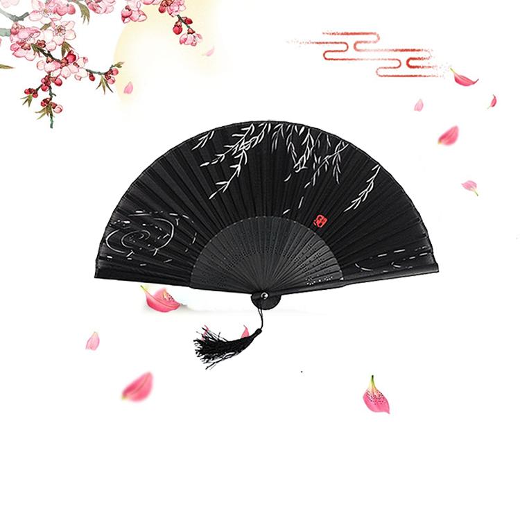 Quạt xếp cổ trang
