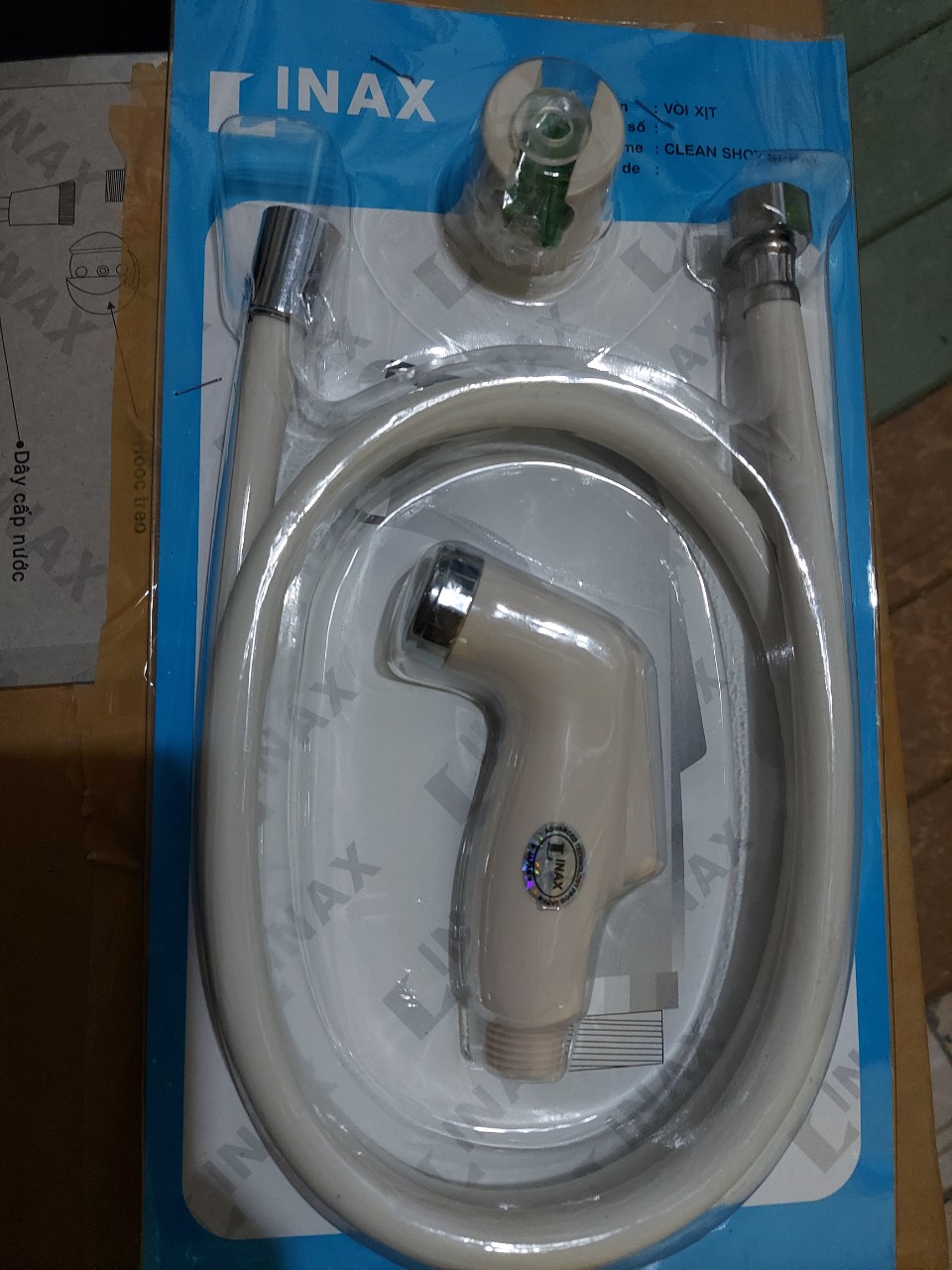 Bộ Vòi Xịt Vệ Sinh nhựa xịt bồn cầu giá Siêu rẻ Siêu Bền Bộ vòi xịt vệ sinh toilet áp lực mạnh