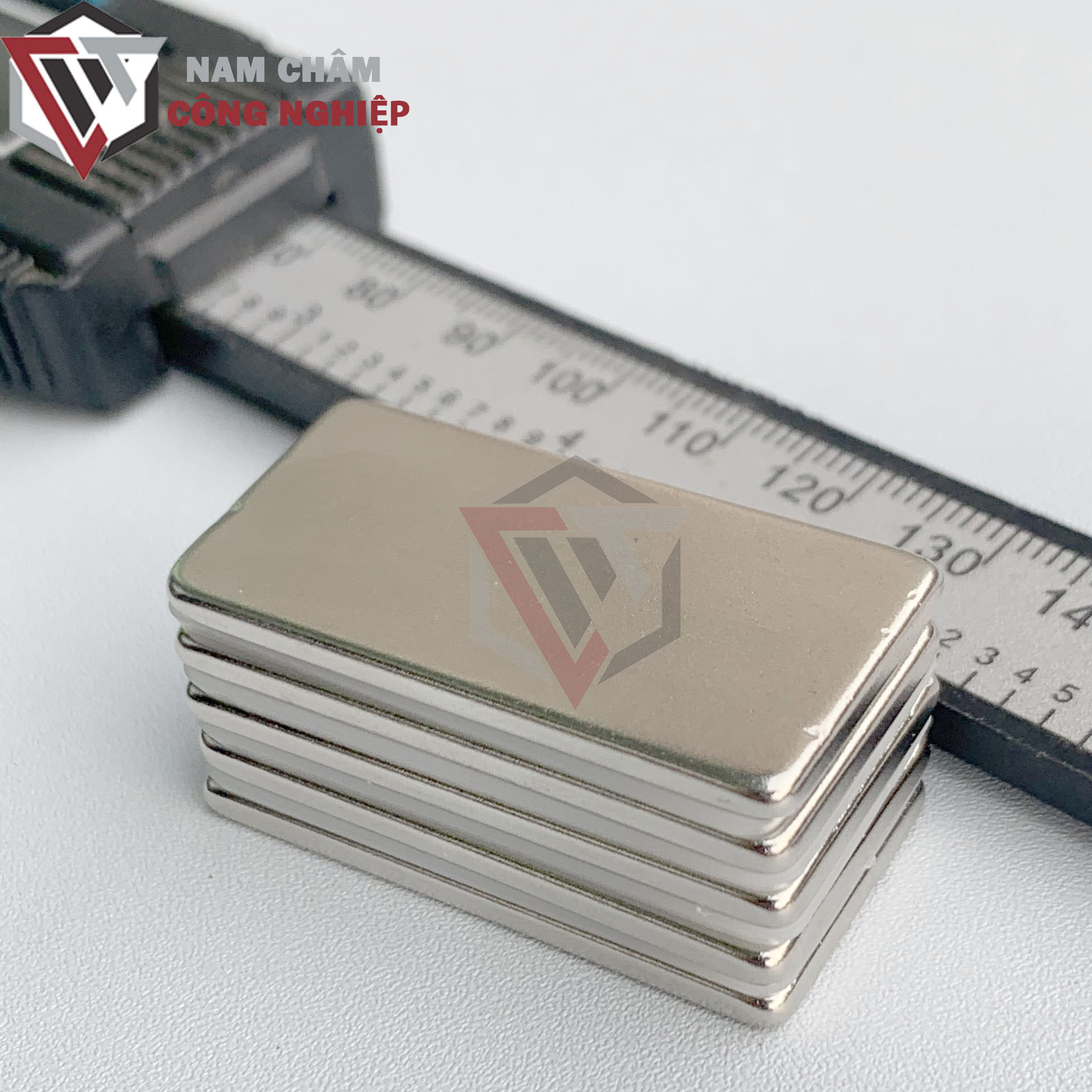 Nam châm chữ nhật 40x20x3mm nam châm đất hiếm màu trắng