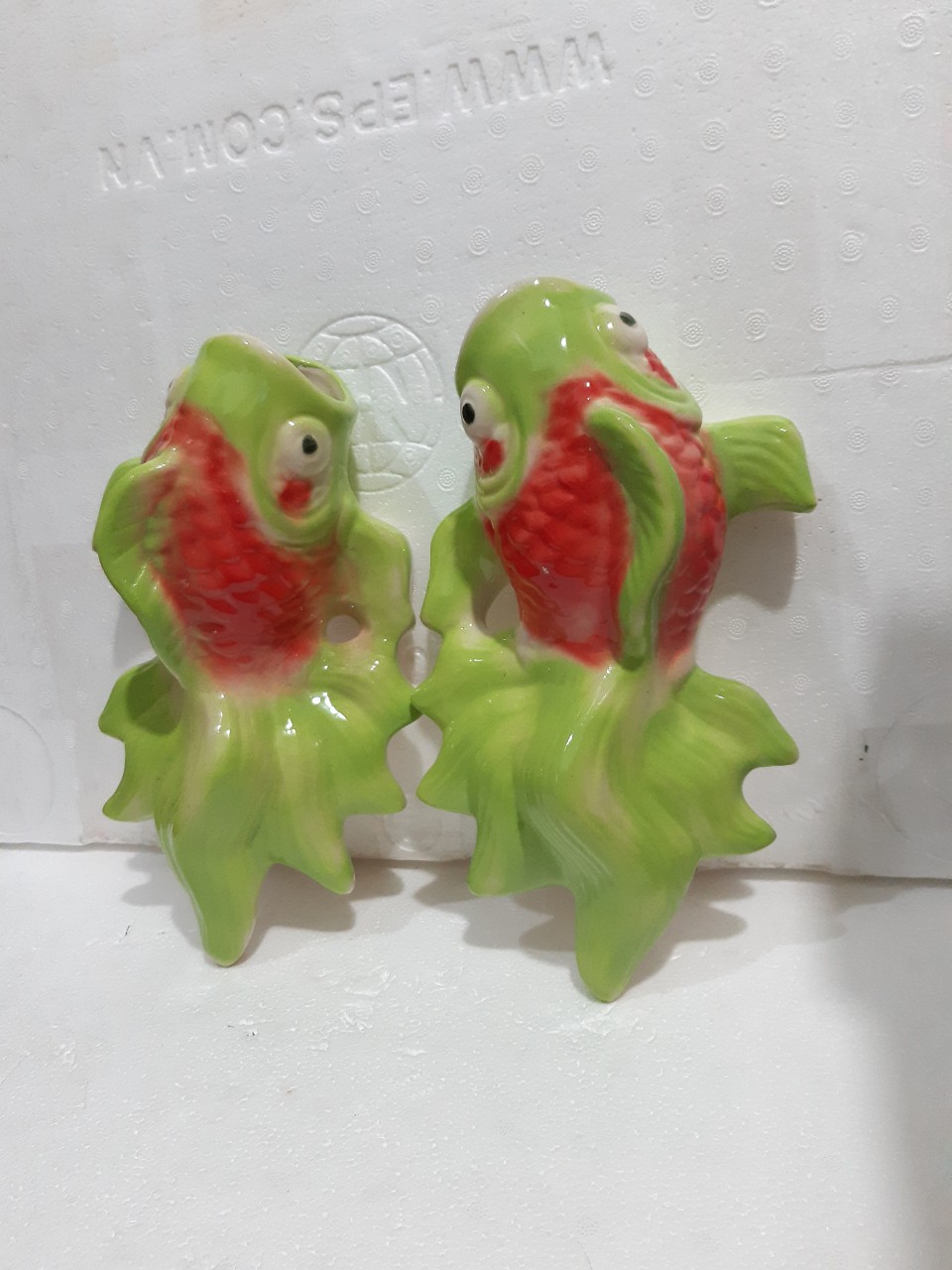 Bình/ chậu gốm cá treo tường men thanh long 2 con