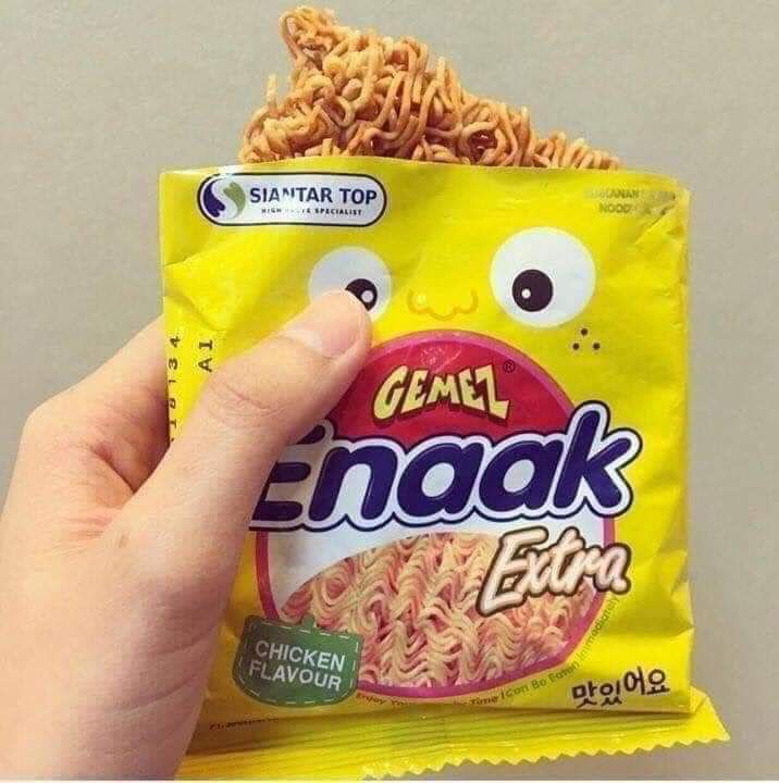 Mì enaak thái lan
