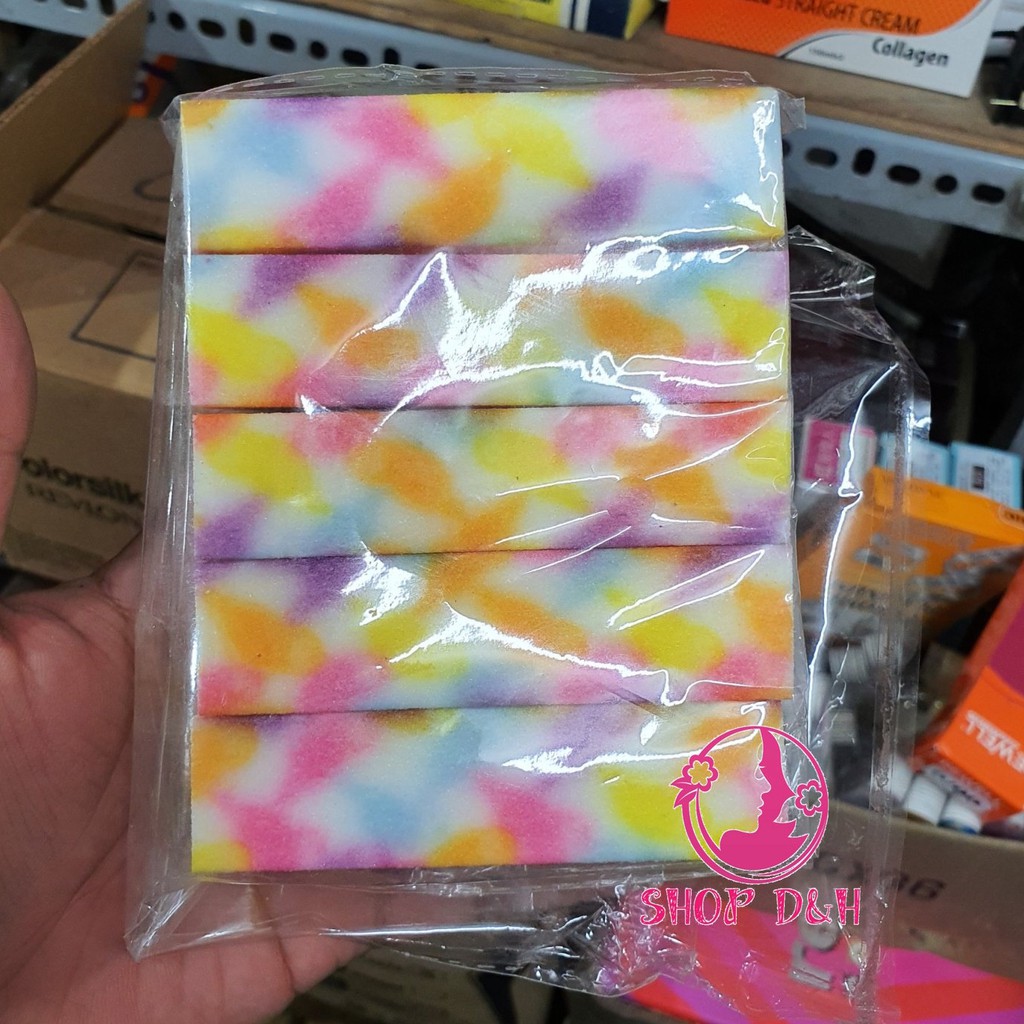 Cục chà móng tay chân