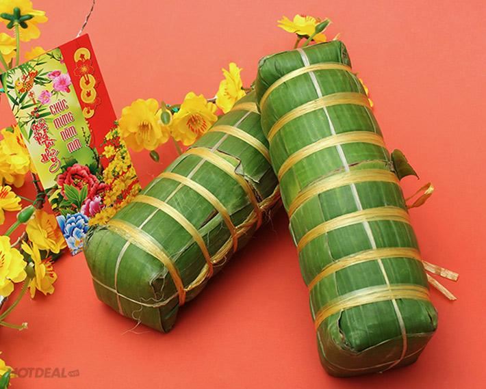 Hình ảnh bánh chưng và bánh tét là hình ảnh đặc trưng của mỗi Tết Việt Nam. Cùng nhau khám phá những hình ảnh đầy màu sắc và tinh tế về những chiếc bánh chưng và bánh tét truyền thống qua từng thời kỳ và địa phương khác nhau.