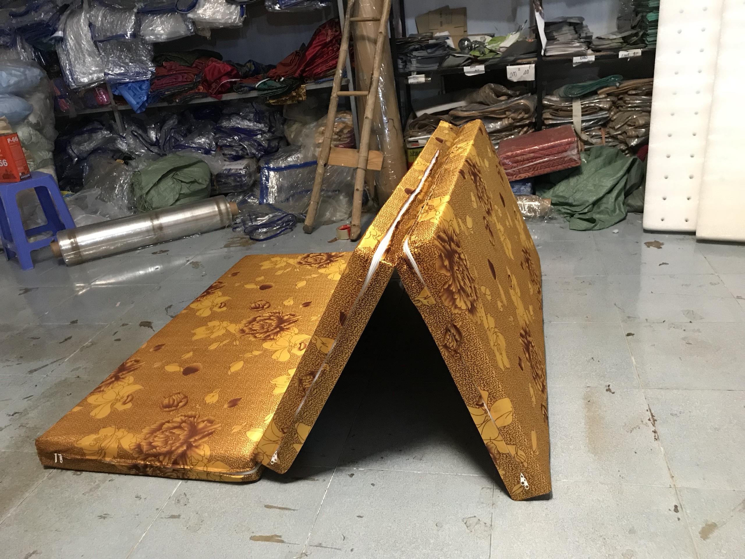 [HCM]Nệm bông ép Galaxy gấp 3 Ngọc Hân NGII0908B01(màu ngẫu nhiên)