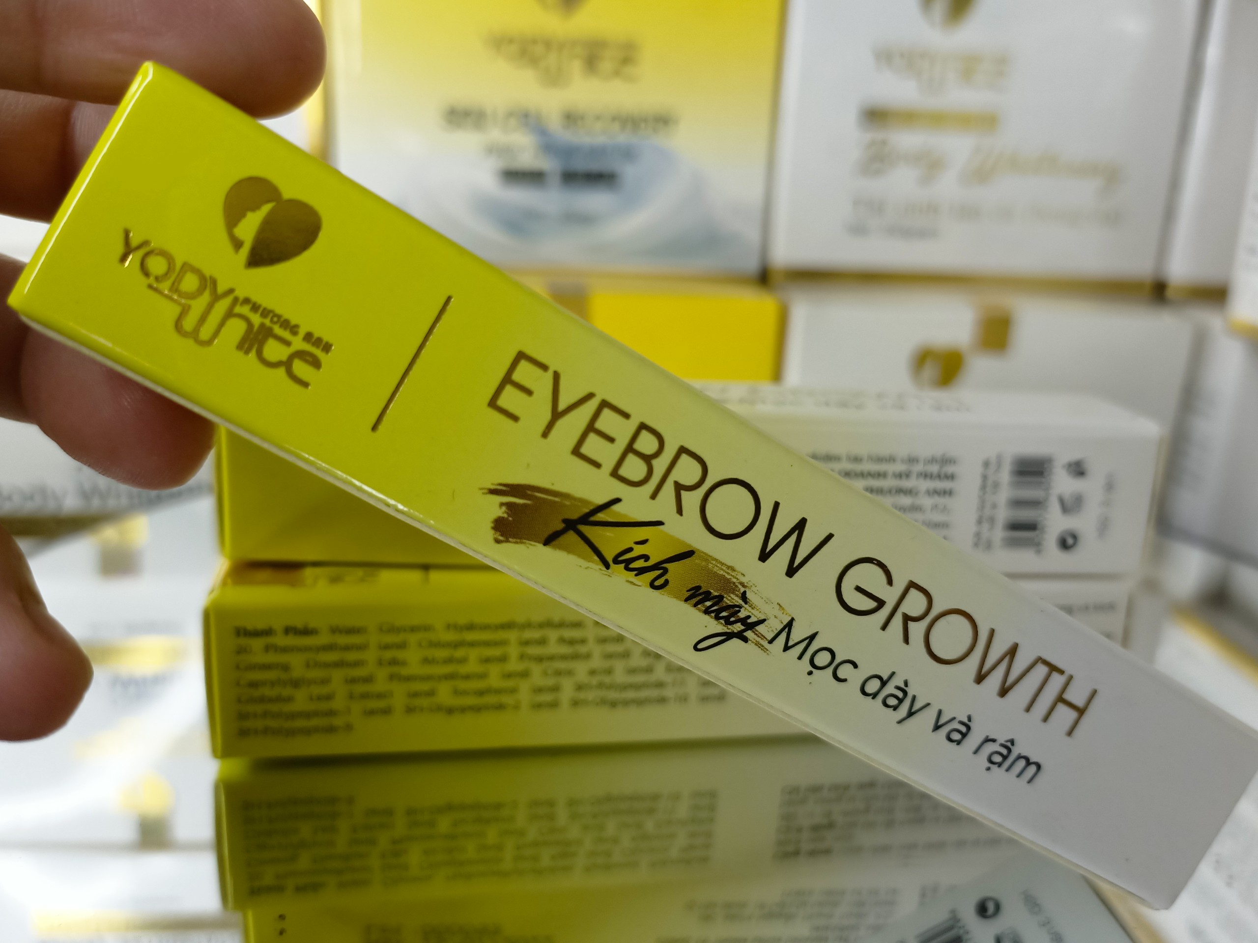 Serum Dưỡng mày EyeBrow Growth Yody White Phương Anh - mày dài và dầy trong 1 tuần