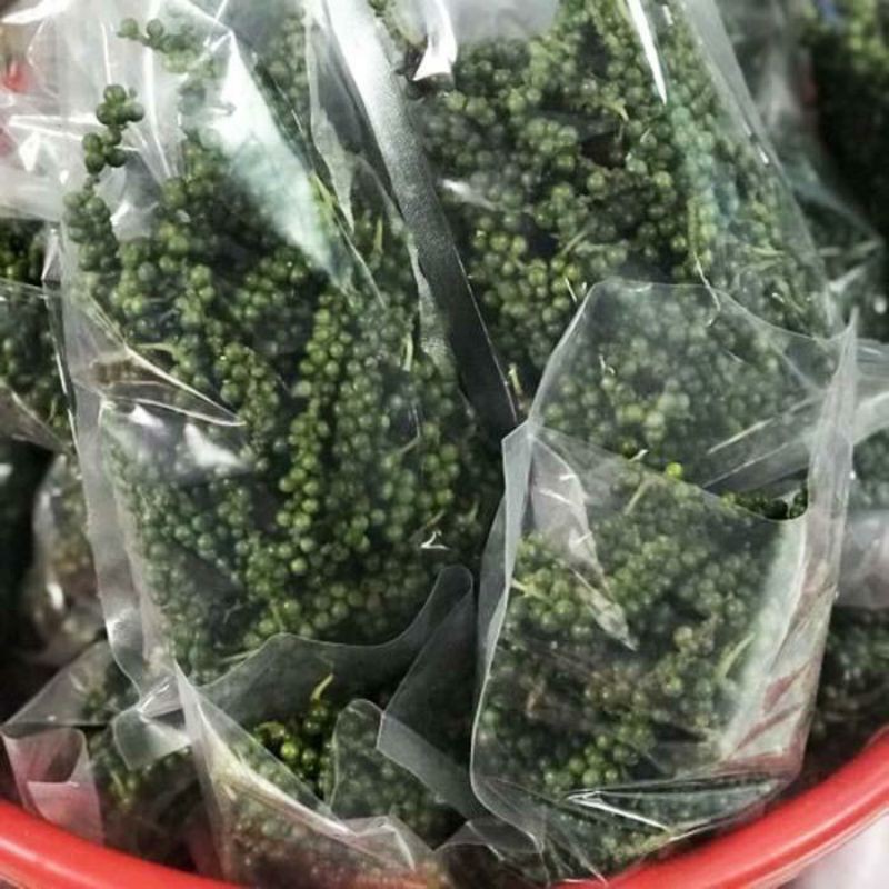 Tiêu xanh nguyên chùm