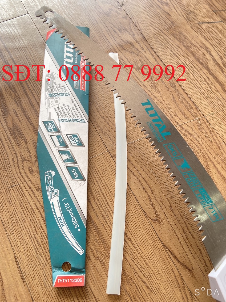 13"/330mm cưa cành cầm tay lưỡi cong total tht5113306