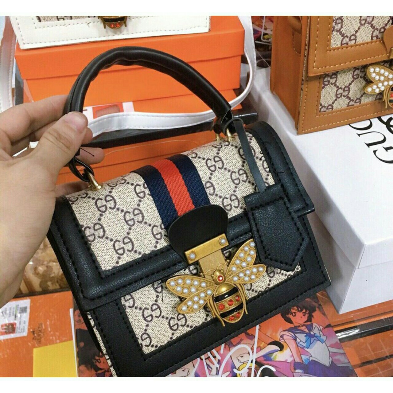 Túi xách tay, đeo chéo nữ khoá con ong hl 364
