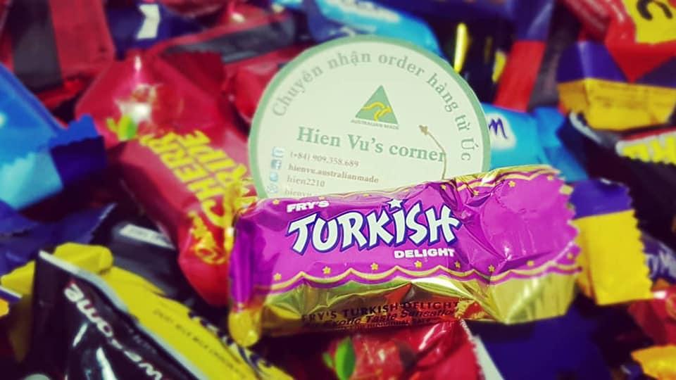 Cadbury favourites chocolate - sôcôla úc - turkish delight - 100g