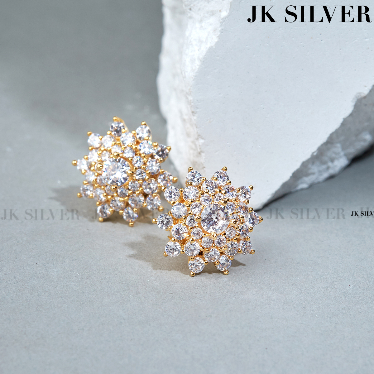 Bông tai nữ đính soàn mạ vàng 18K cao cấp JK Silver có 2 màu vàng và bạc thiết kế tinh xảo cao cấp giá rẻ trang sức hottrend trang sức đính đáU.bongtai48