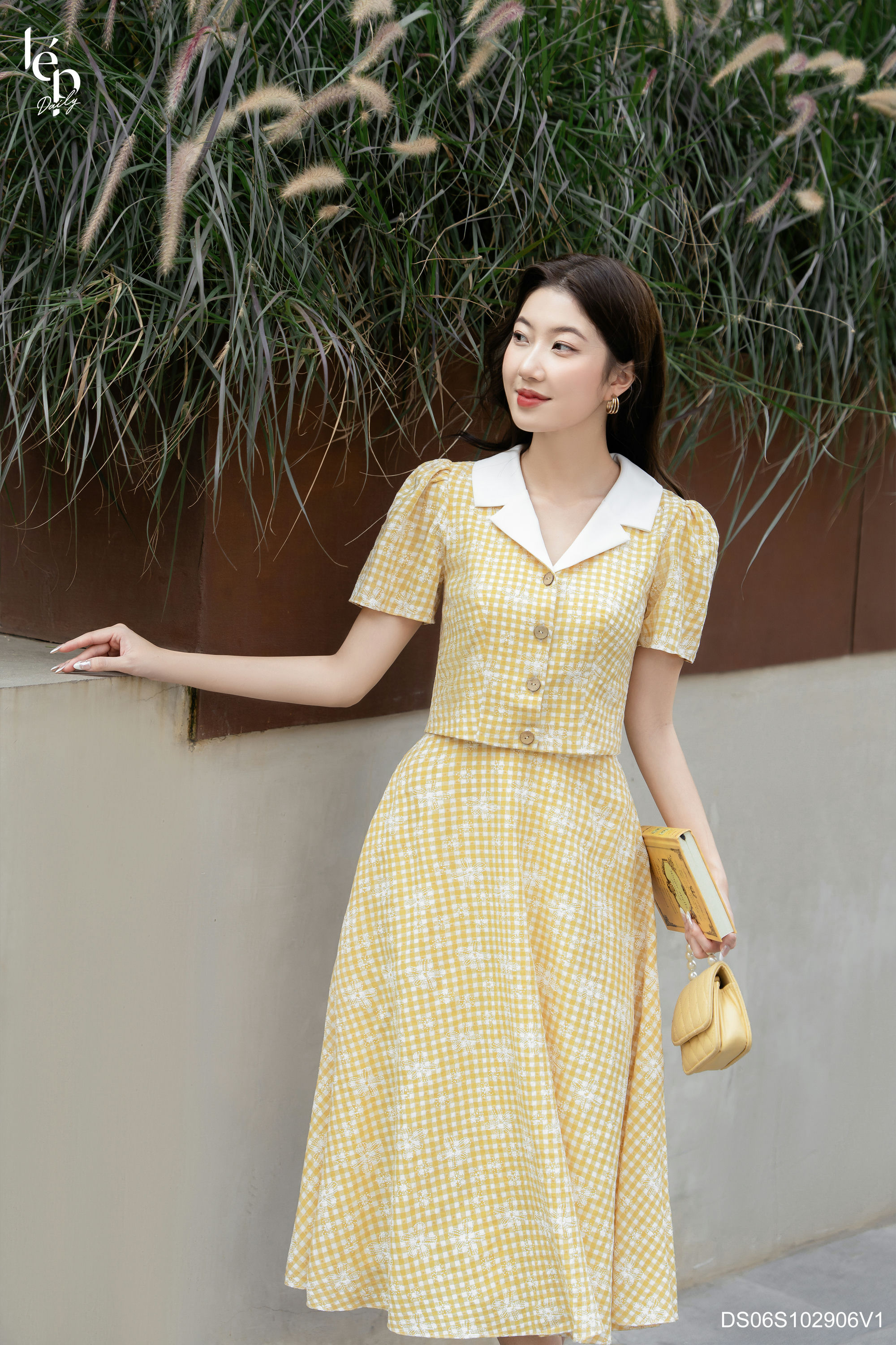 Set áo vàng croptop chân váy hoa nhí ds06s102906v1 lep'