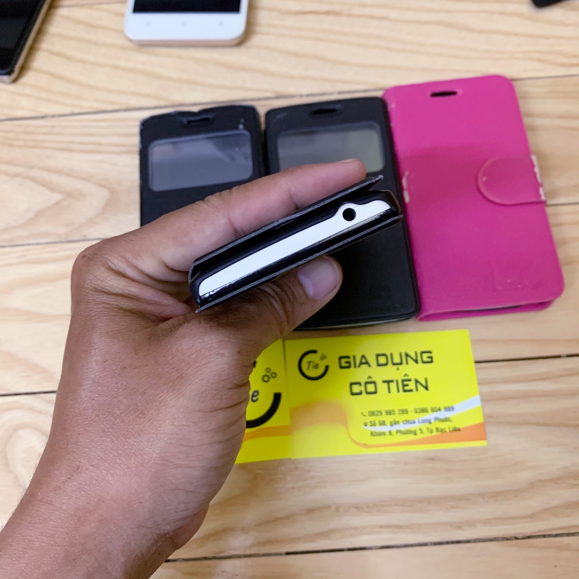 Điện thoại cảm ứng giá rẻ oppo nhỏ
