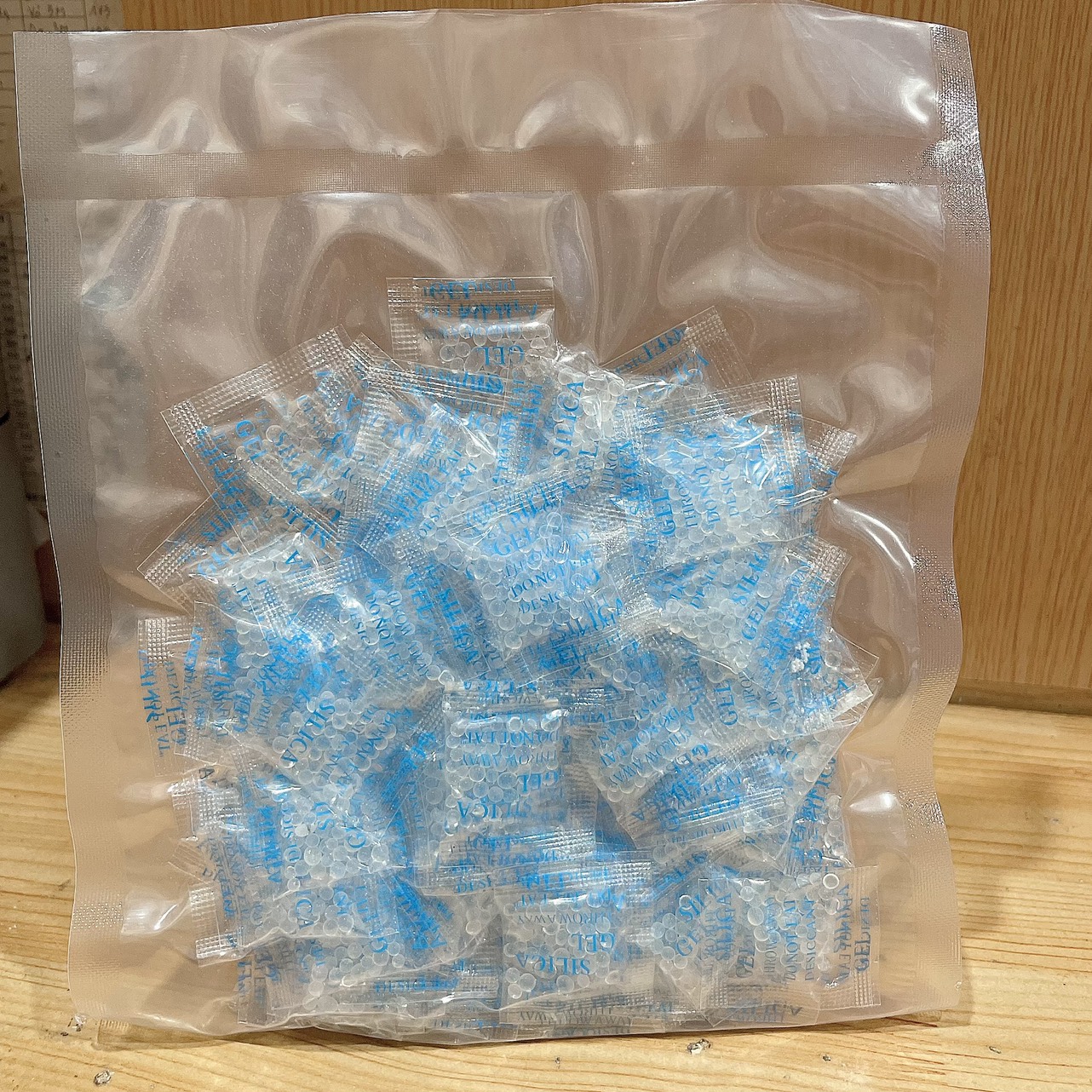 Gói hút ẩm 1gram màng ngọc