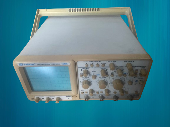Máy hiện sóng thiết Bị Oscilloscope Đo Xung Điện Điện Tử Chuyên Nghiệp