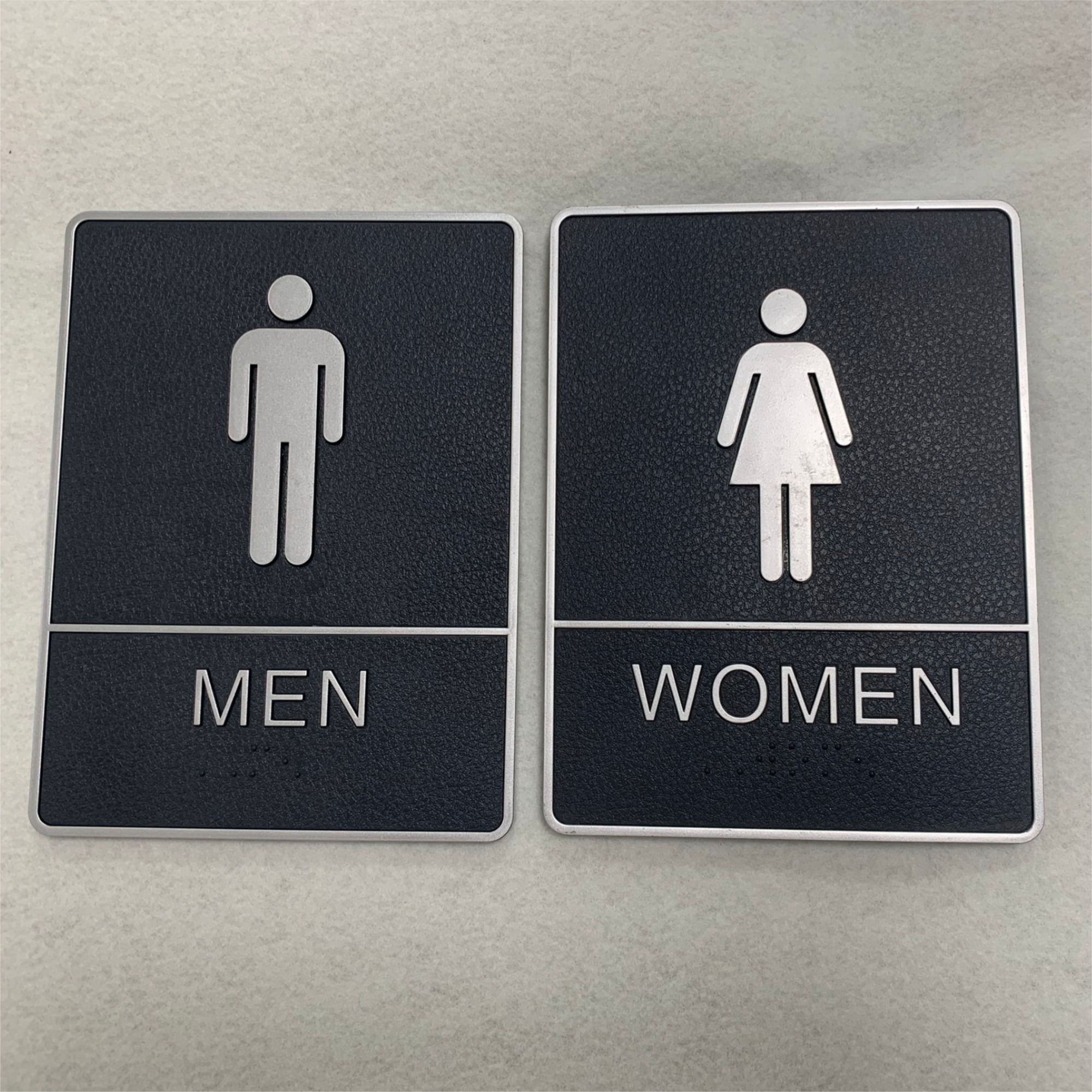 [Hot Sale] Bảng WC Gắn Cửa Toilet Bằng Nhựa Abs Tiện Dụng kích thước 20x15cm