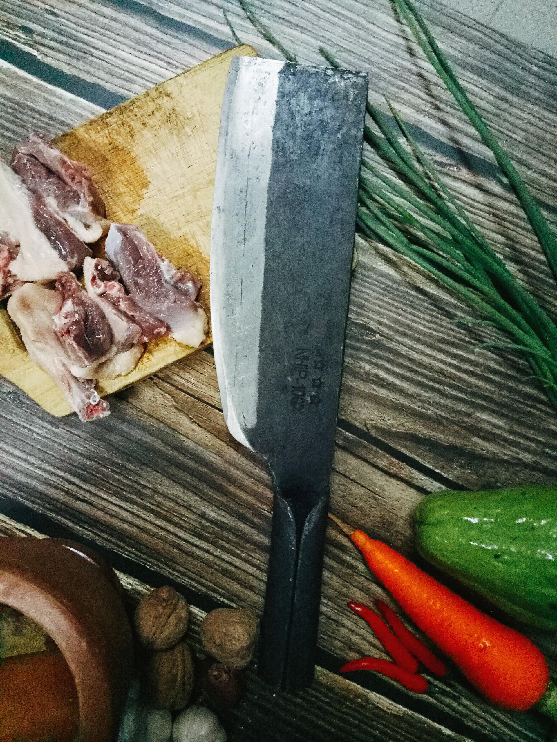 Dao chặt xương cán liền - 800GR