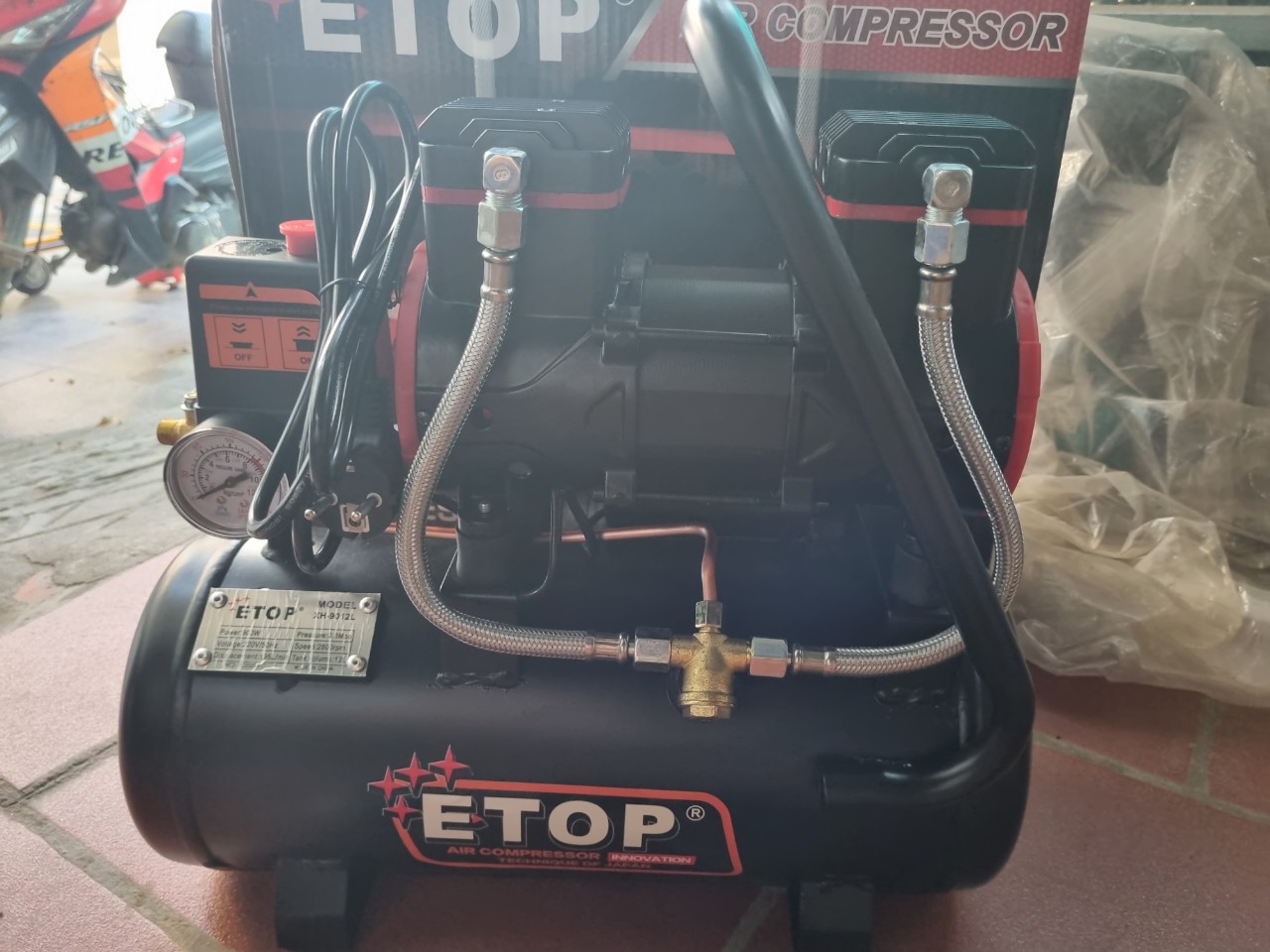 Máy nén khí etop không dầu 12l 900w - hàng chính hãng