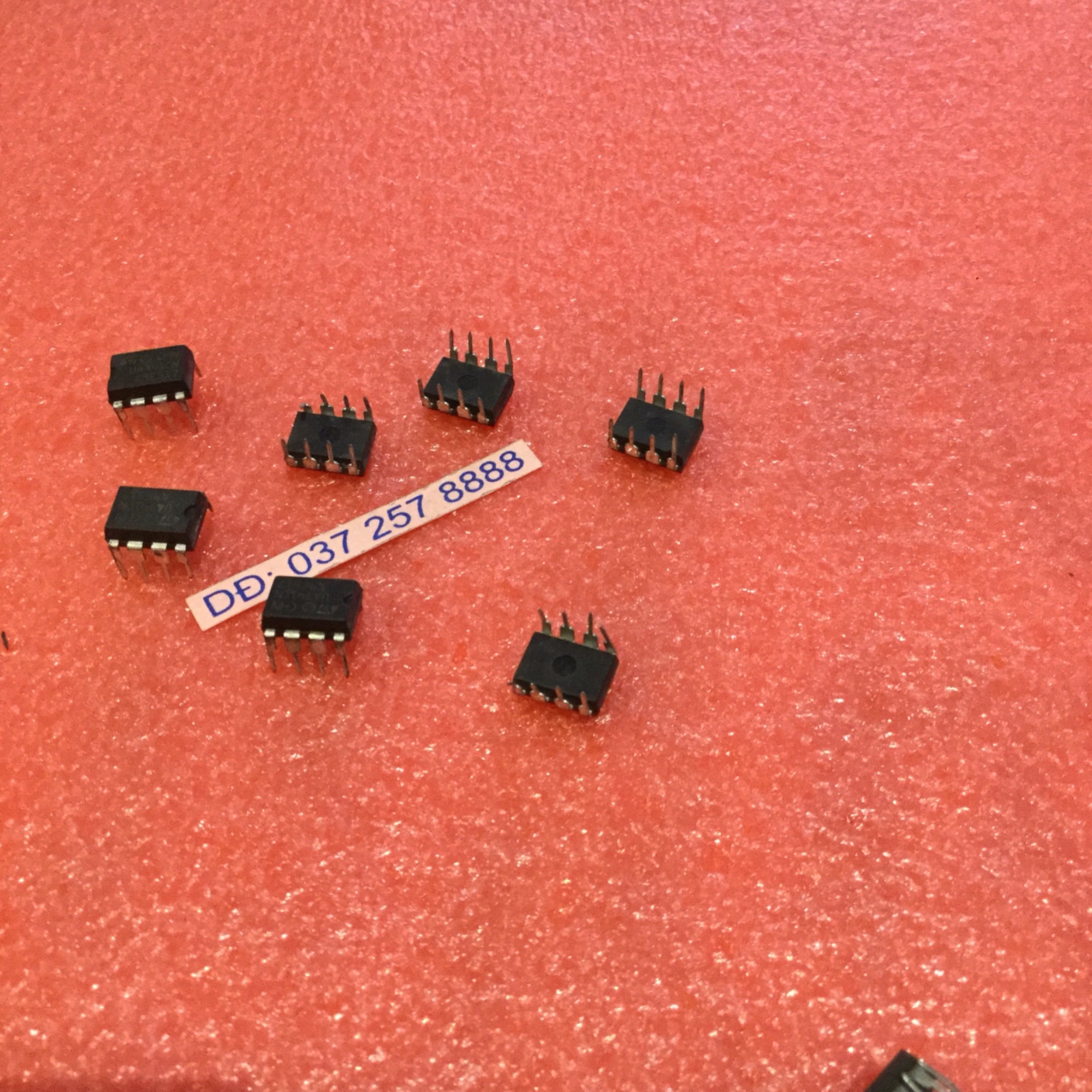 IC dao động LM 311 giá 5 chiếc