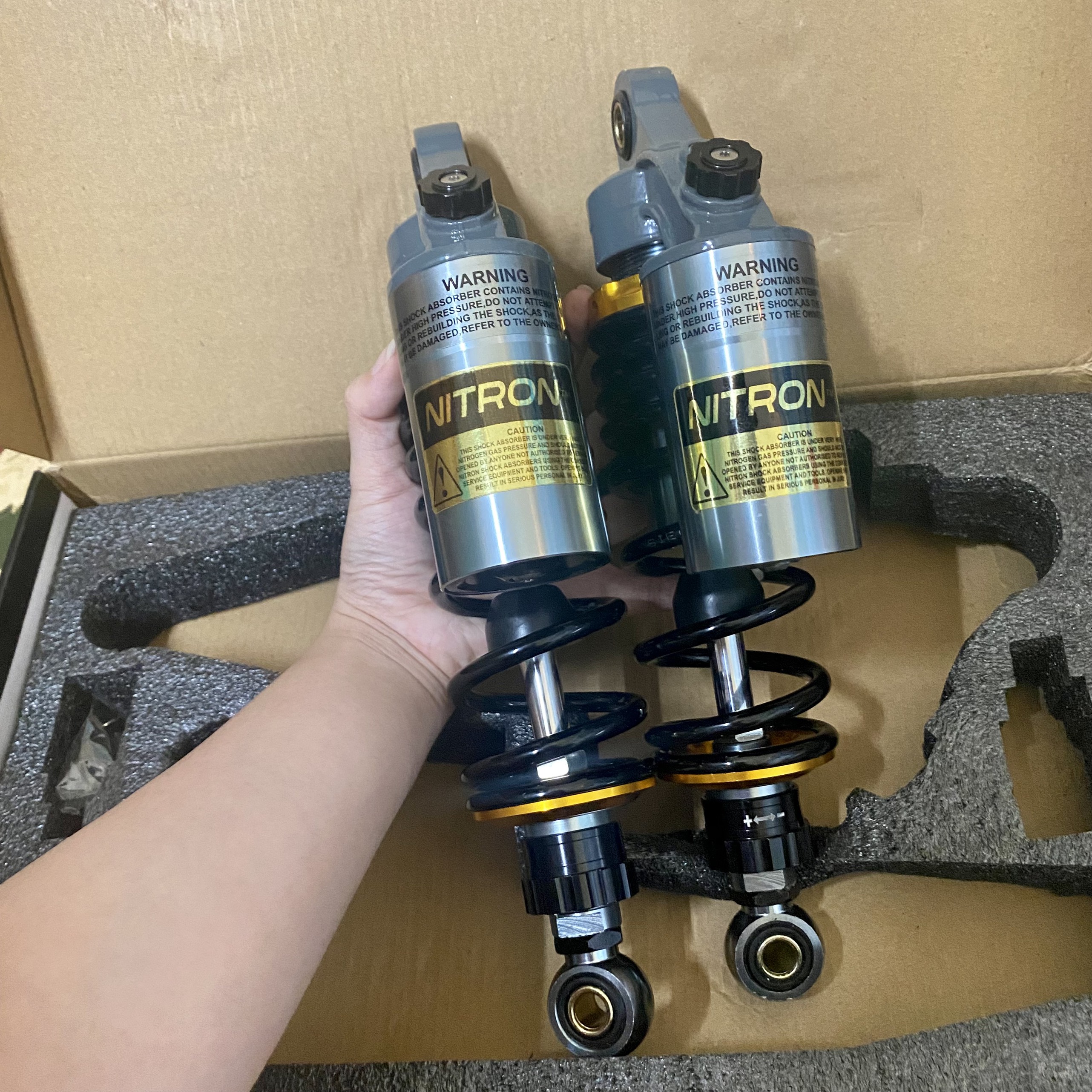 Phuộc nhún sau Nitron bình dầu cho các xe Sirius Jupiter Taurus Cub 280mm ....