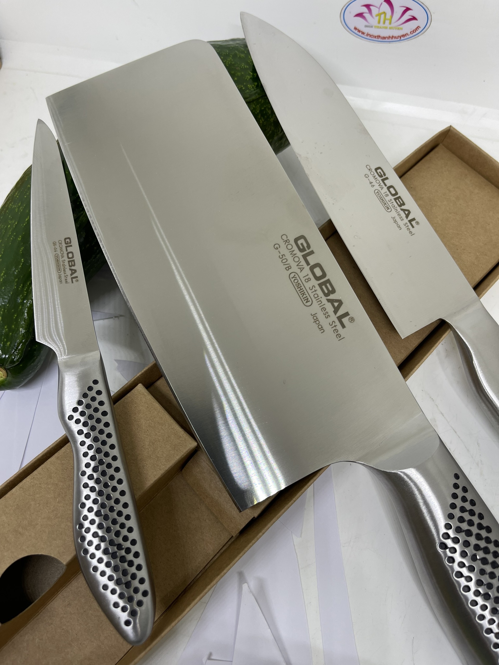 Bộ dao nhà bếp inox cao cấp Nhật Bản hiệu Ryoji dòng Global thủ công siêu sắc bén