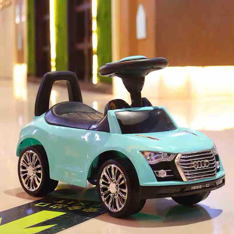 Ô tô chòi chân audi 1688 cho bé