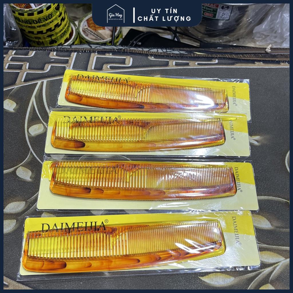 Set 2 Cây Lược nhựa vàng trong cao cấp tiện dụng