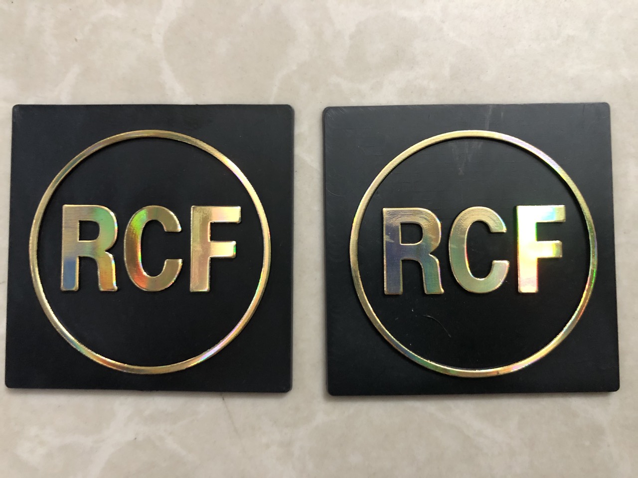 Tem dán thùng loa rcf