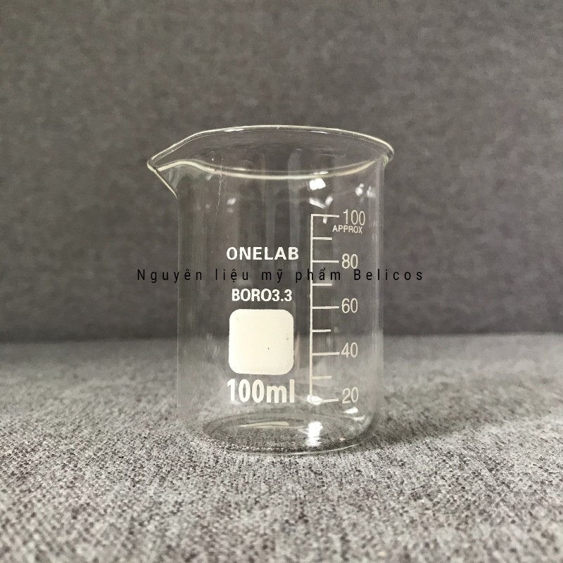 Cốc đong thuỷ tinh 100ml chịu nhiệt, Becher thuỷ tinh 100ml phòng thí nghiệm có mỏ rót và chia vạch thể tích