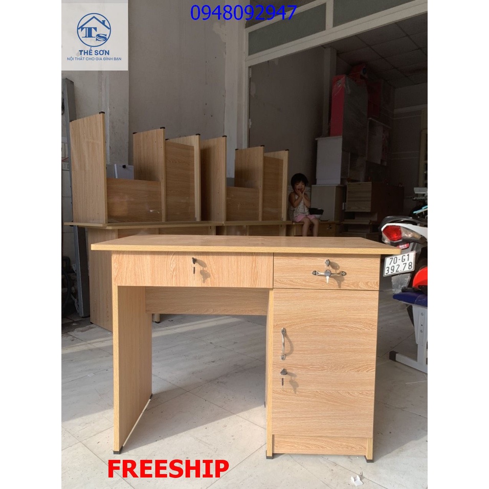 Bàn làm việc máy tính chống trầy cao cấp nhiều mẫu mã . giao nhanh 2h