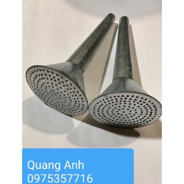 Đầu sen tưới cây