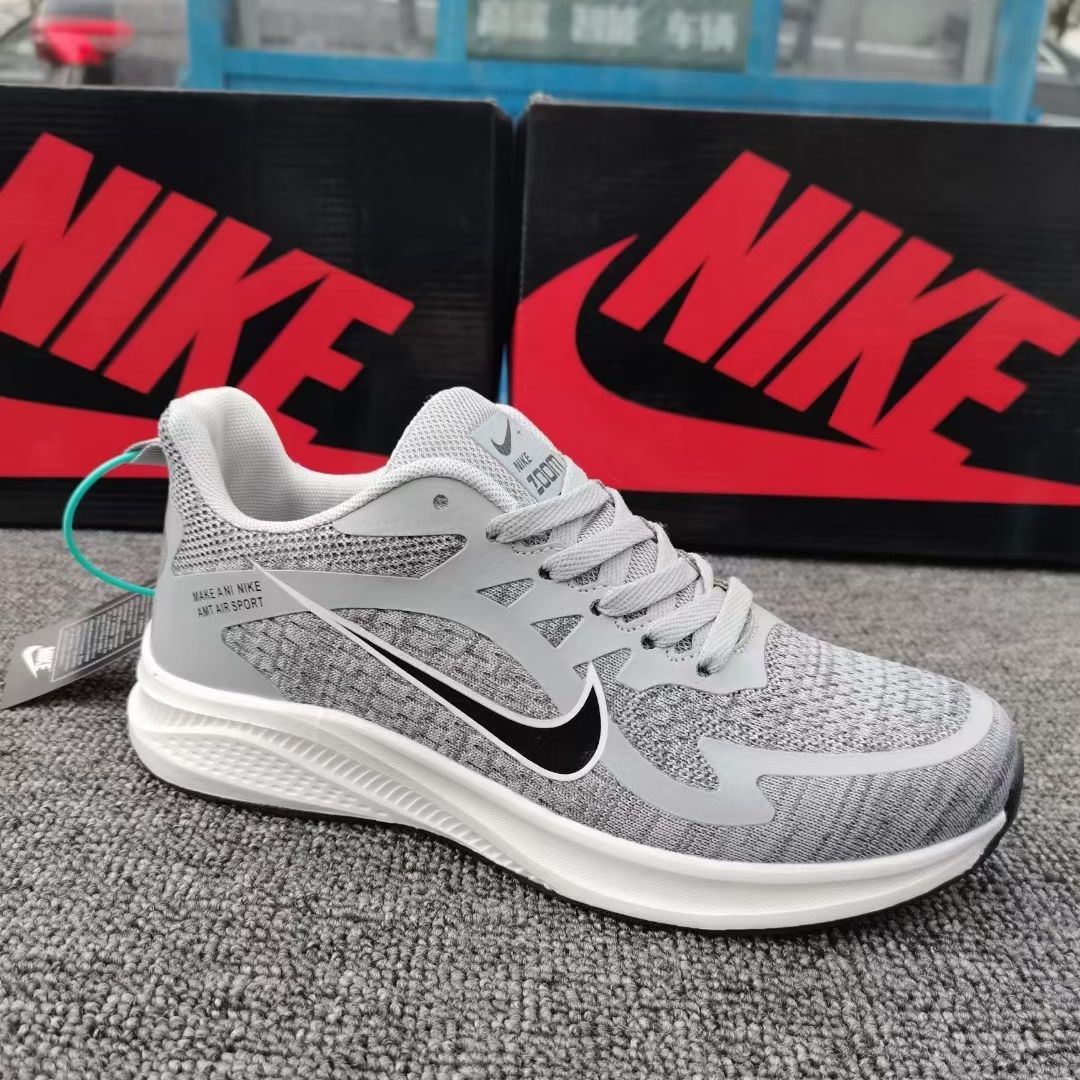 Giày sneaker nam thể thao thời trang hot trend 2022