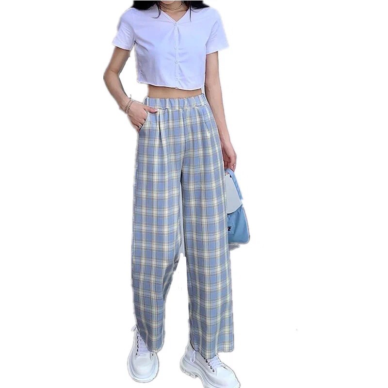 Áo polo crotop kèm quần kẻ xanh