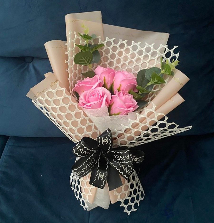 Bó 5 hoa sáp hướng dương tặng tốt nghiệp - Giấy bóng mờ - Quà tặng ngày lễ kỷ niệm đẹp, hoa sáp thơm giá rẻ hoa tặng mẹ, hoa bó sẵn, hoa tốt nghiệp, cốt hoa bó sẵn hoa tặng mẹ 8/3