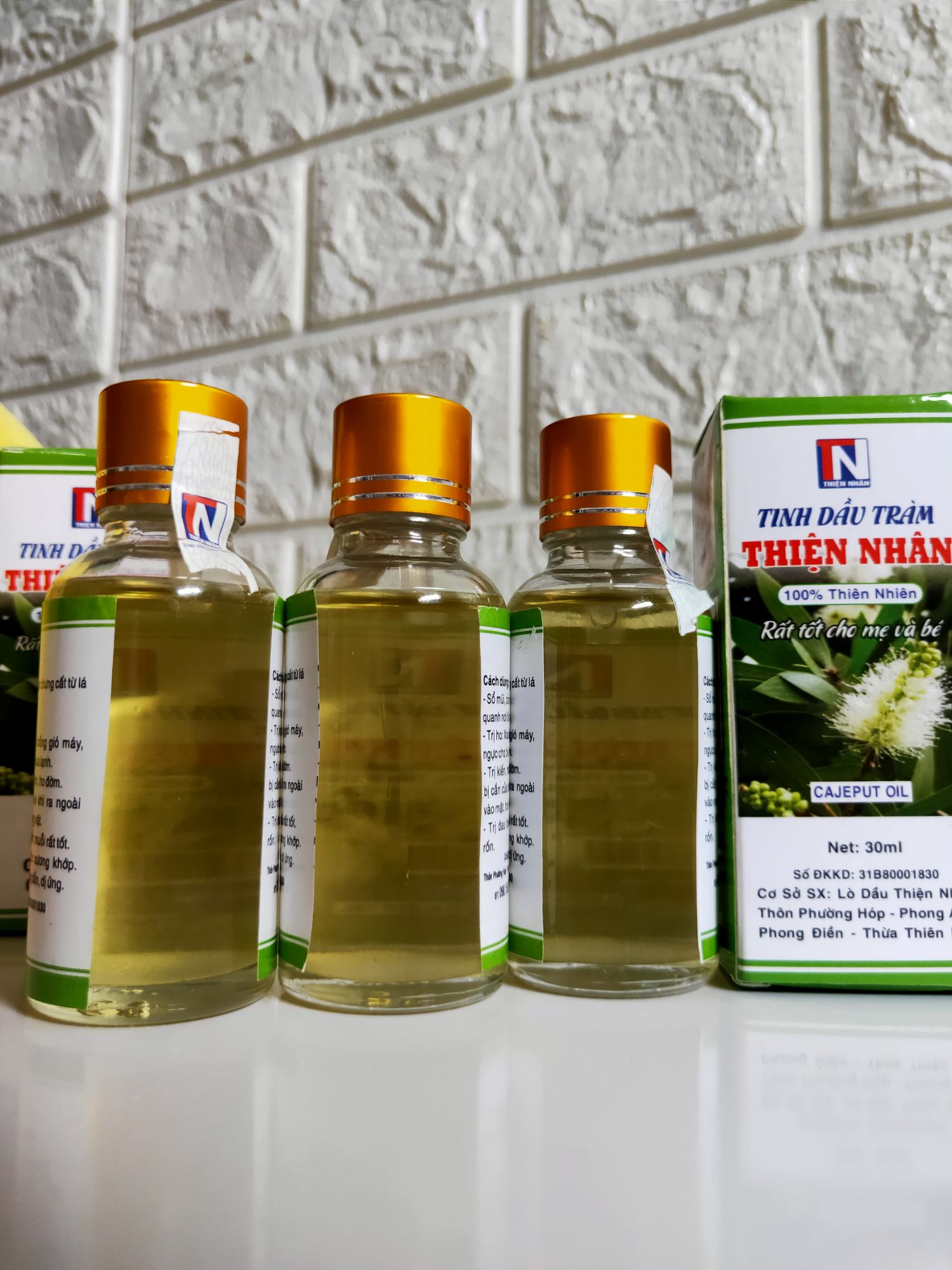 Tinh dầu tràm Huế nguyên chất Thiện Nhân