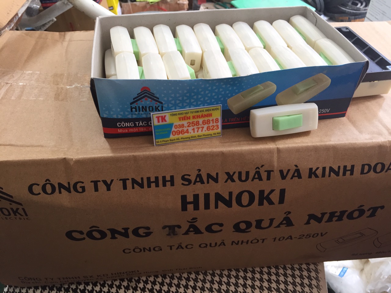 Công tắc quả nhót/dạ quang hinoki 10a-250v