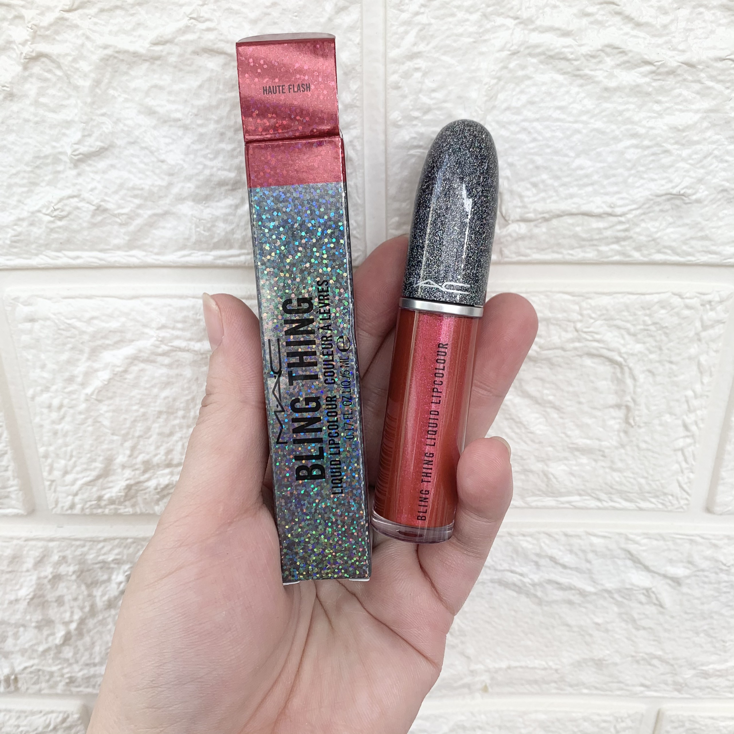 [HCM]Son Kem Có Nhũ Màu HAUTE FLASH - MAC - Bling Thing Liquid Lipcolour 5ml