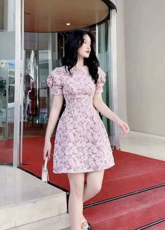 Đầm nữ tay ngắn phối vải gấm dày dặng cao cấp sang chảnh kiểu dáng tinh tế HARI