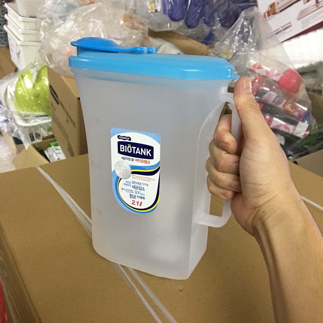 Bình nước nhựa cao cấp MAGIC Komax Hàn Quốc 2.1L chịu nhiệt -20 độ C đến 100 độ C, FDA chứng nhận an toàn