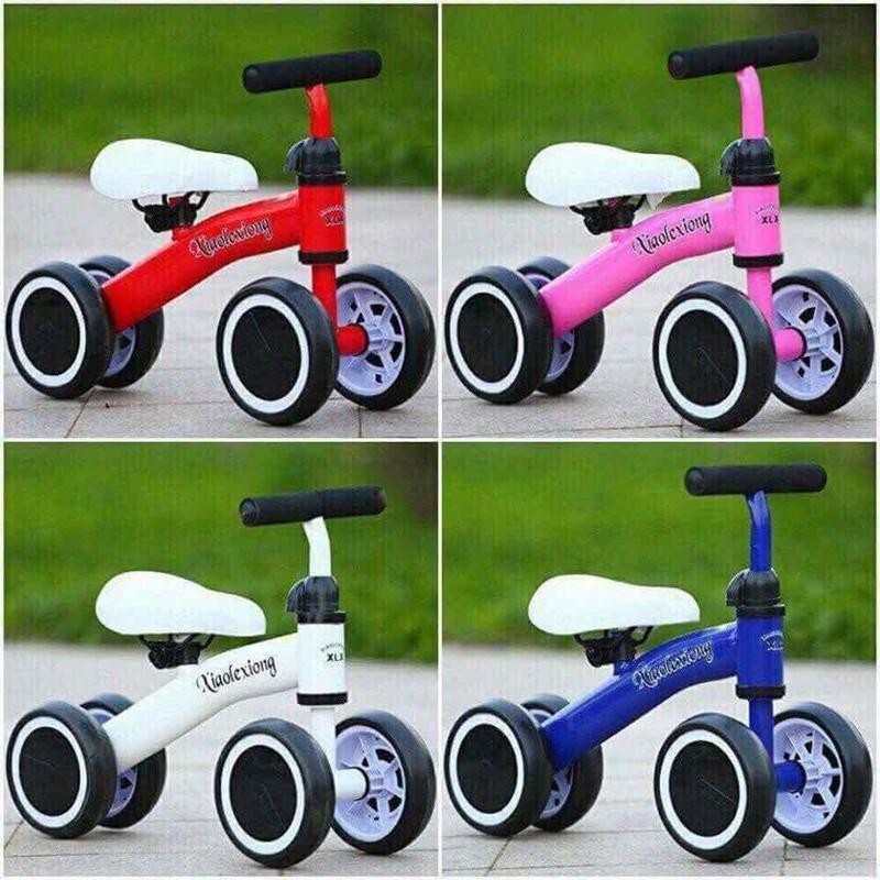 XE CHÒI CHÂN 4 bánh tự cân bằng CHO BÉ YÊU