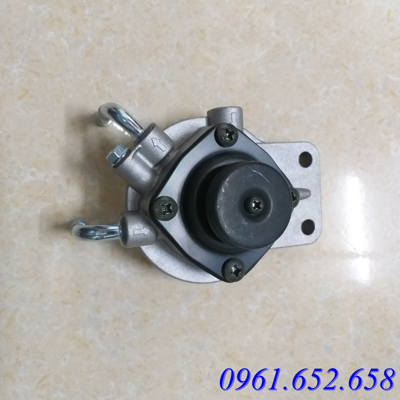 Bơm tay xe nâng komatsu