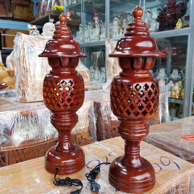 Cặp đèn thờ gỗ cao 23cm