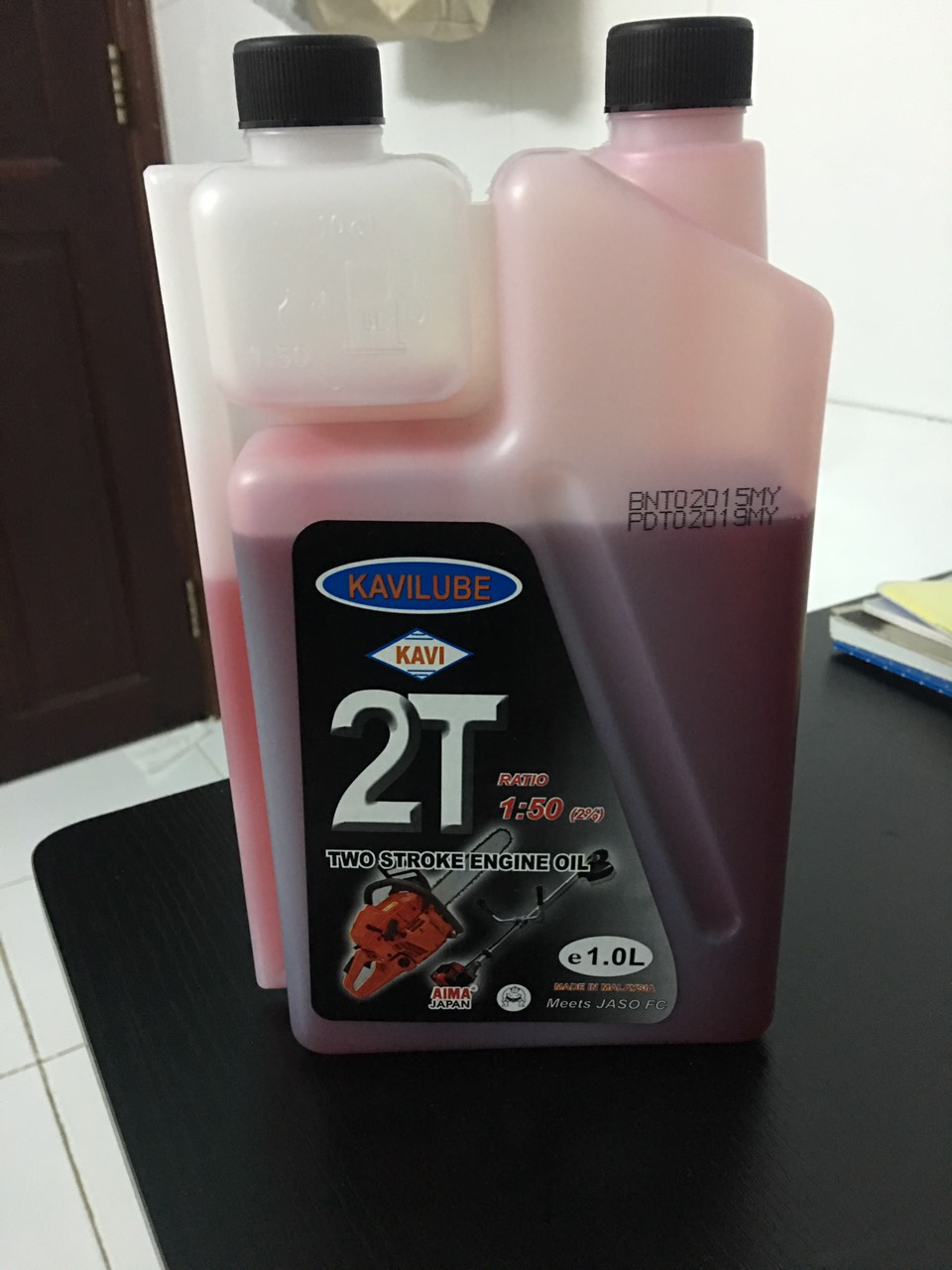 [HCM]{hot sale} Nhớt pha xăng cho động cơ 2 thì/ máy cưa xích/ máy cắt cỏ/ máy phát cỏ/ dầu nhớt 2 thì. KAVI