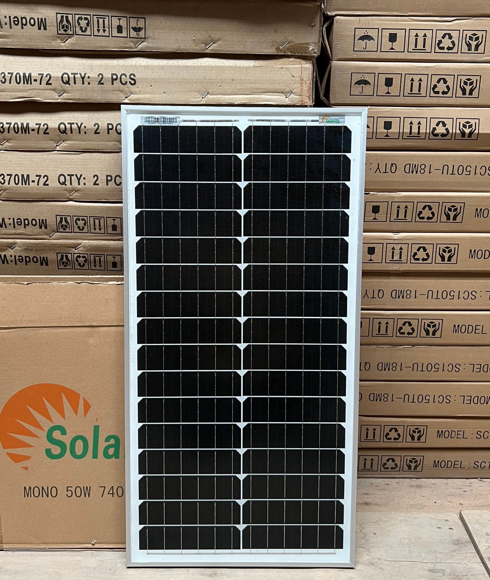 Pin năng lượng mặt trời mono 50w-18v Solarcity - tặng 1 cặp jack mc4 đơn