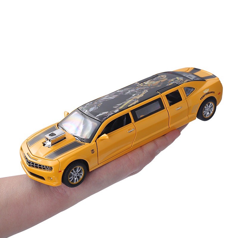 Mô hình Xe ô tô Limousine Camaro Bumblebee bằng hợp kim cao cấp