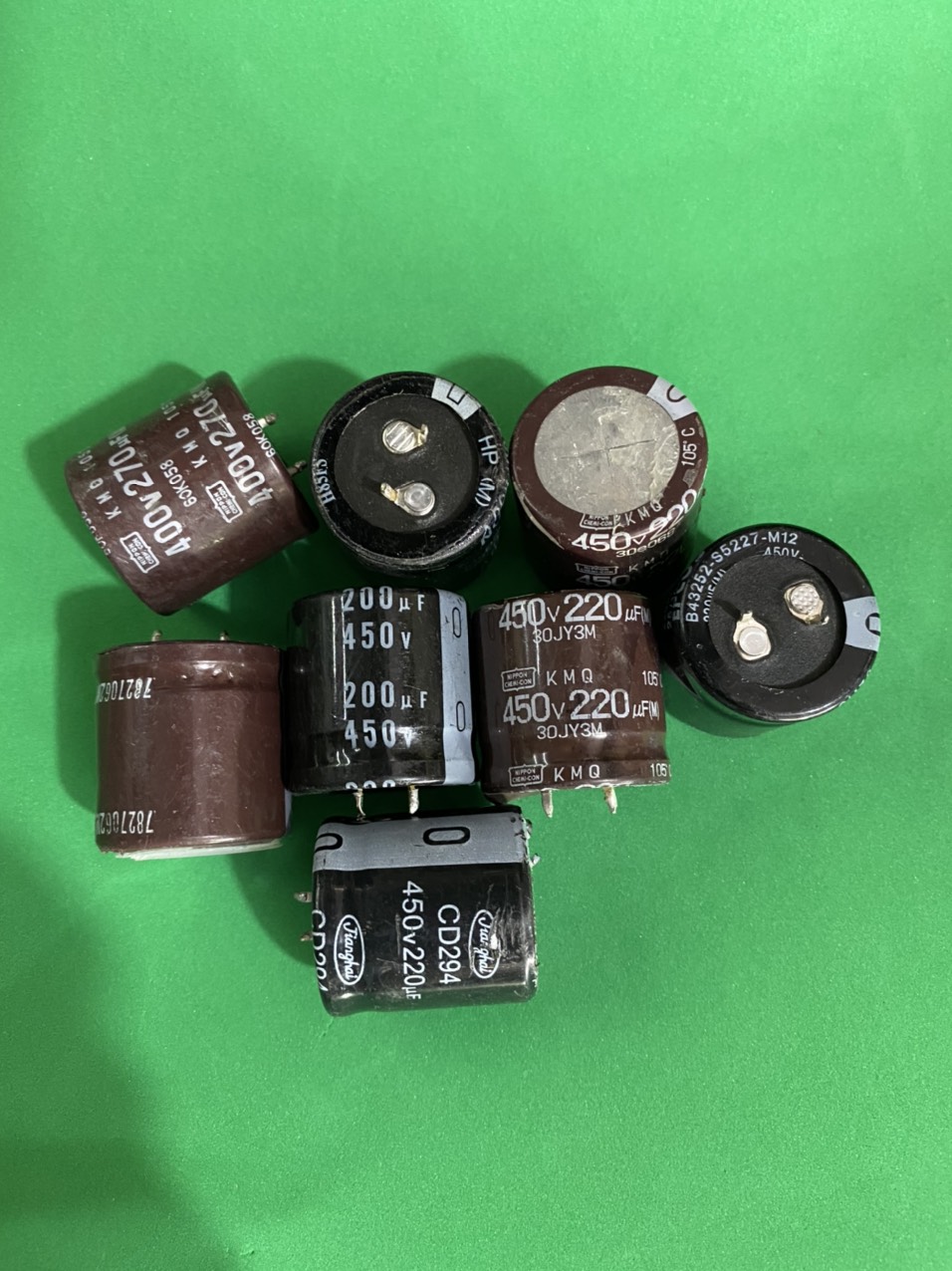 Tụ phân cực 220uf, 400v - 450v hàng tháo máy loại lùn