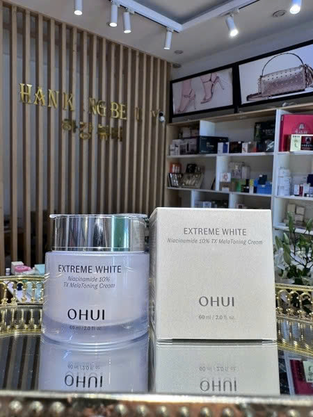 Kem dưỡng trắng da mờ thâm nám Ohui Extreme White Cream