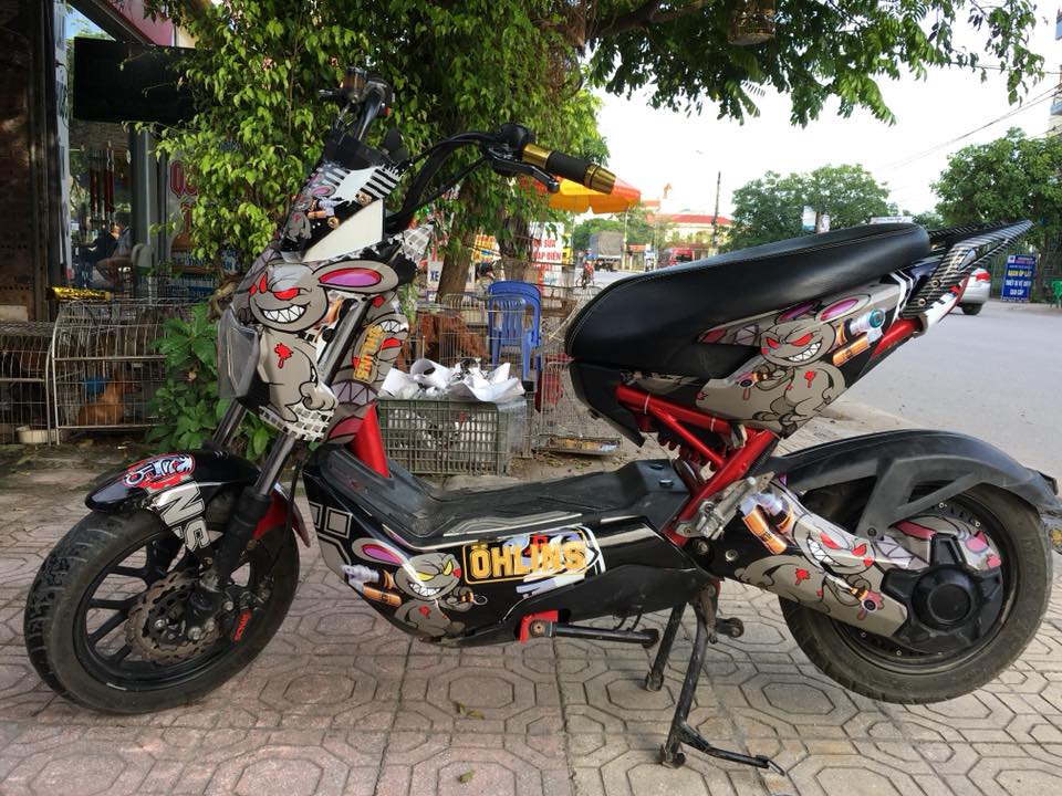 Tem Trùm Xe Điện Xmen Thỏ Ohlins Đen Xám